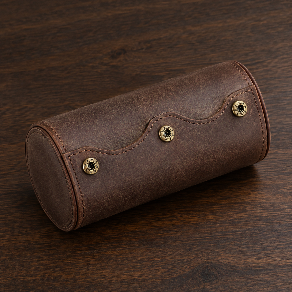 Étui Montre Voyage Cuir - vue roulée et fermée