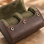 Étui Montre Voyage Cuir - détail cuir et boutons pression
